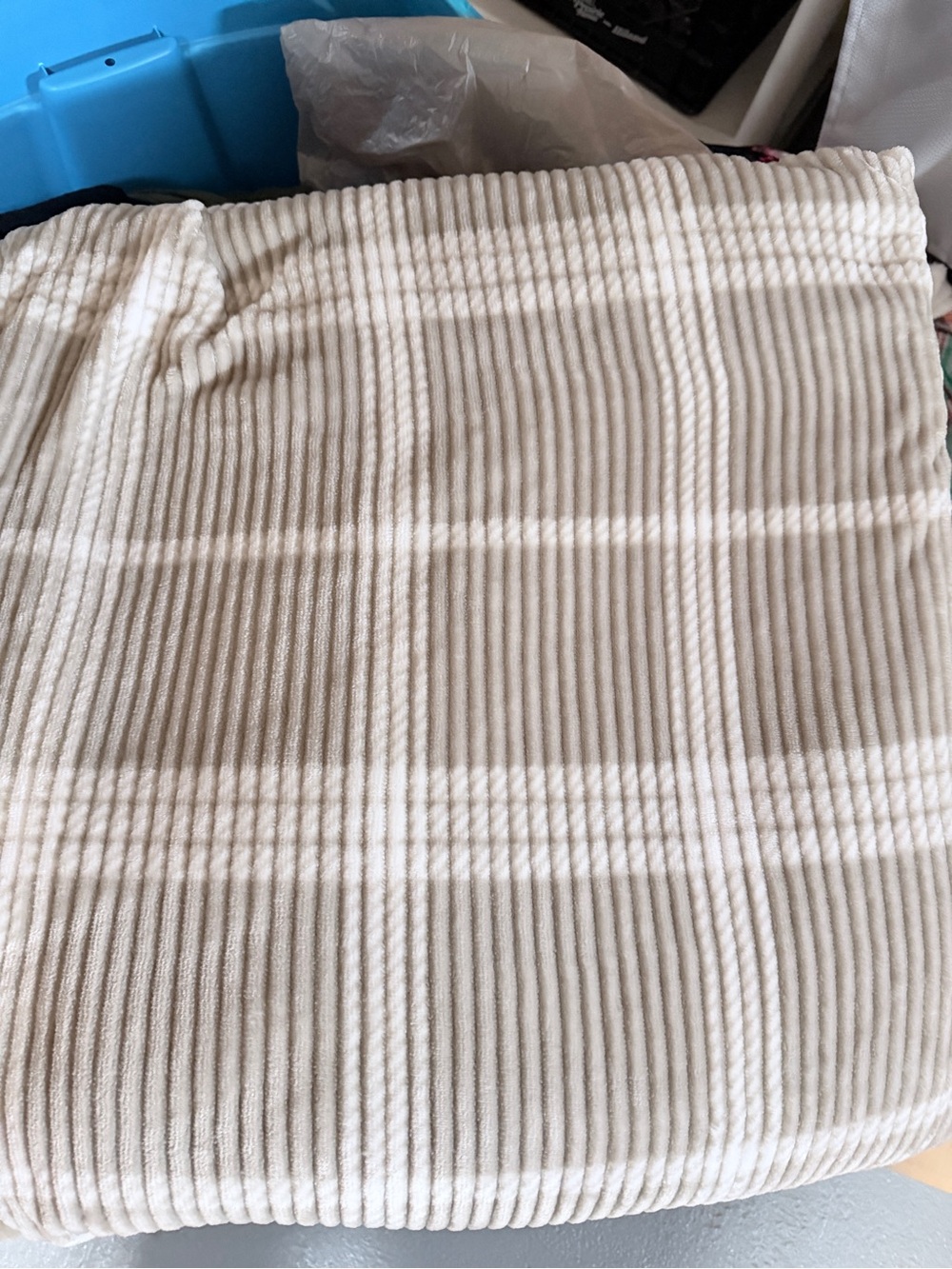Soft Cream Ribbed Plaid Throw Blanket - Neutral Home Bedding